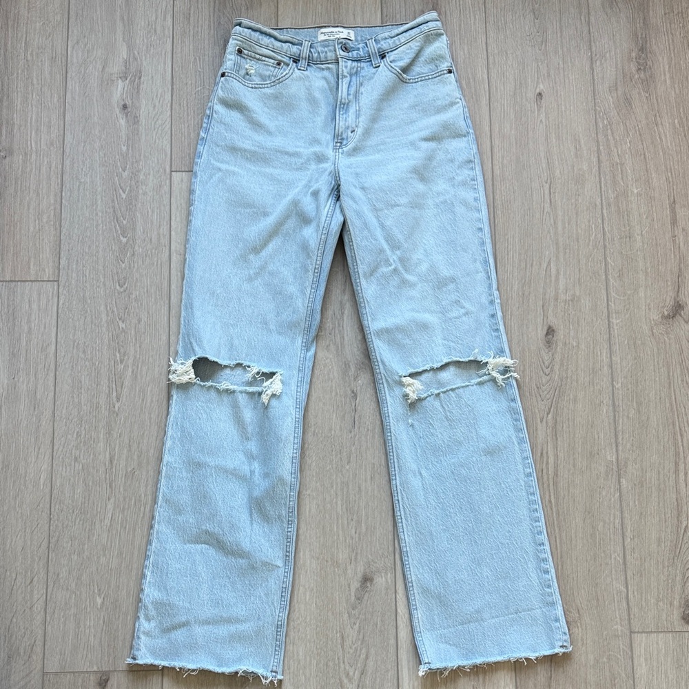 Abercrombie & Fitch High Rise 90s Relaxed Jean